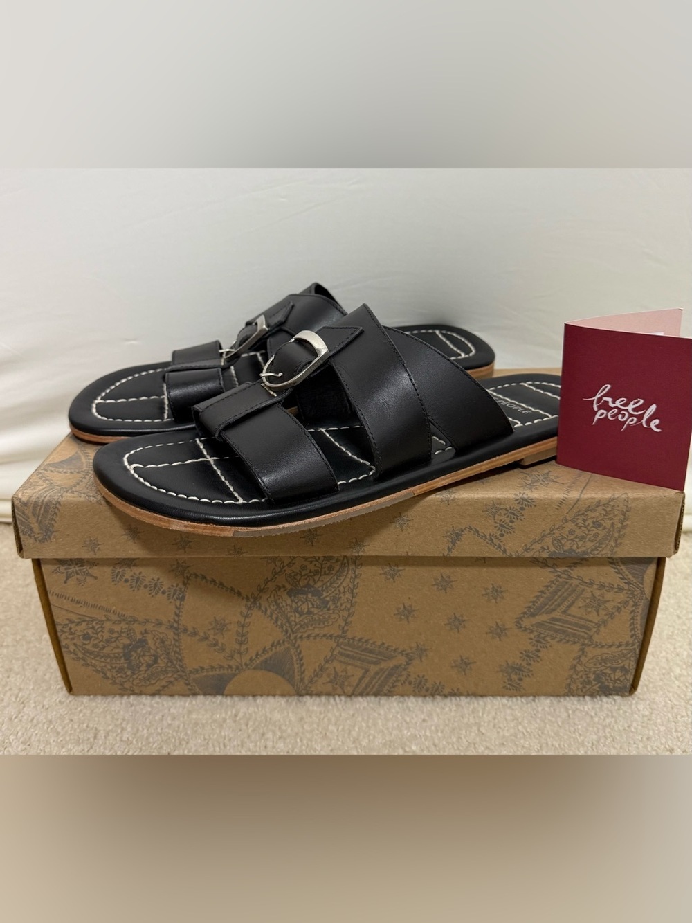 Free People Sloan Buckle Sandals • NIB • Women’s 9.5 - Picture 1 of 5